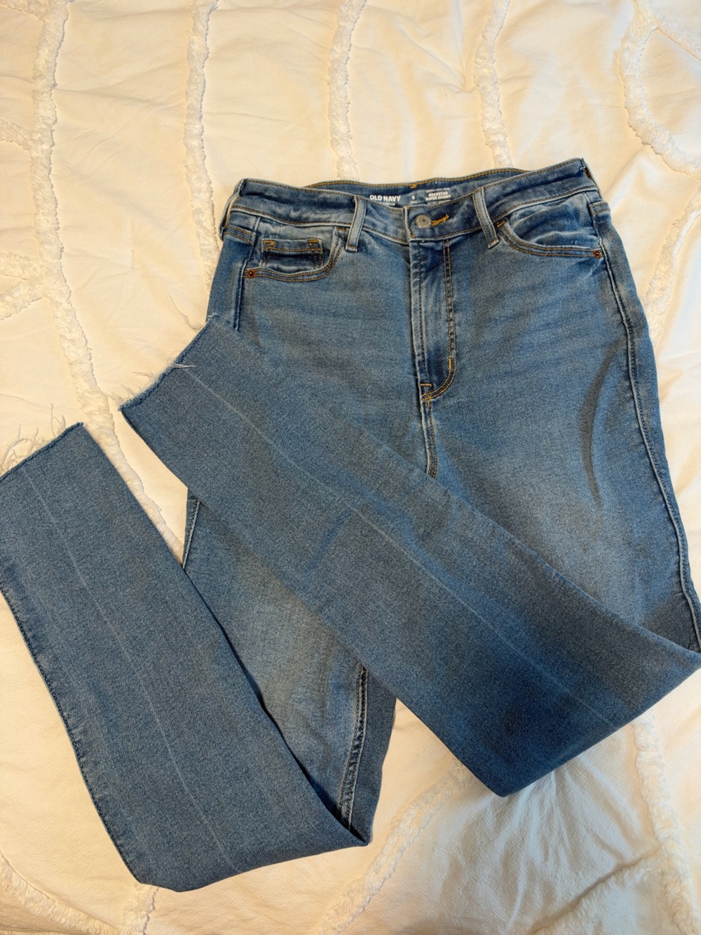 Old Navy Women's Skinny Jeans in Medium Blue Wash 6 TALL